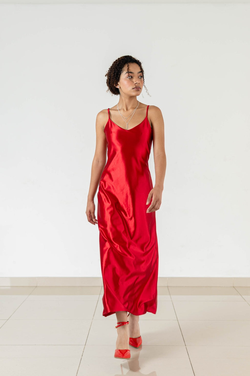 VESTIDO RED CRISTAL